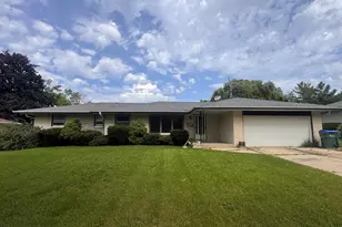 5800 Lakeview Dr, Greendale, WI 53129 - Photo 1