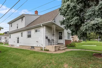 2567 S 60th St, West Allis, WI 53219 - Photo 3