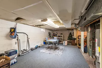 2567 S 60th St, West Allis, WI 53219 - Photo 25