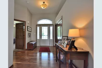 1417  Mamerow Ln, Oconomowoc, WI 53066 - Photo 5