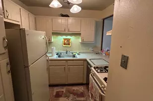 4155 W Rivers Edge Cir, Brown Deer, WI 53209 - Photo 7