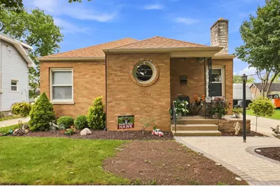 2621  Blaine Ave, Racine, WI 53405 - Photo 1