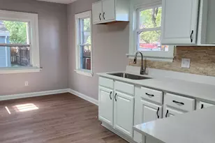 4735 W Fon Du Lac Ave, Milwaukee, WI 53216 - Photo 5