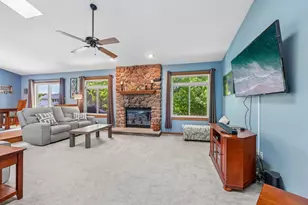 N71W23289 Keystone Dr, Sussex, WI 53089 - Photo 5