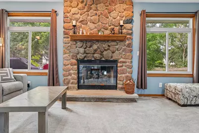 N71W23289  Keystone Dr, Sussex, WI 53089 - Photo 9