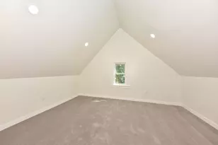 2209 N Dr William Finlayson St, Milwaukee, WI 53212 - Photo 15