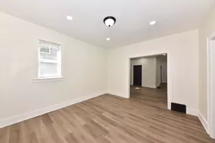 2209 N Dr William Finlayson St, Milwaukee, WI 53212 - Photo 3