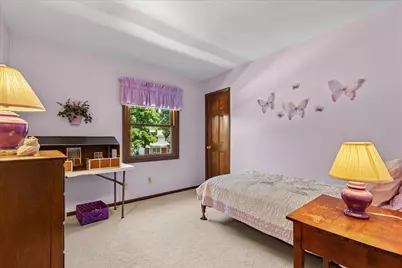 1713  Howlett Ln, Waukesha, WI 53186 - Photo 27