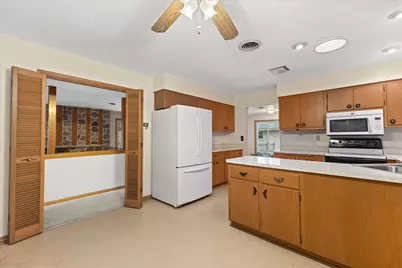 4420 N 110th St, Wauwatosa, WI 53225 - Photo 13