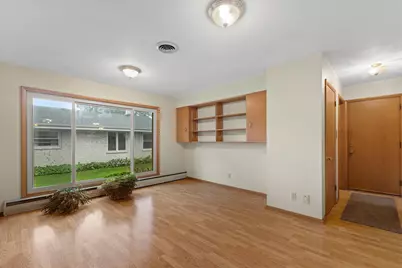 4420 N 110th St, Wauwatosa, WI 53225 - Photo 9