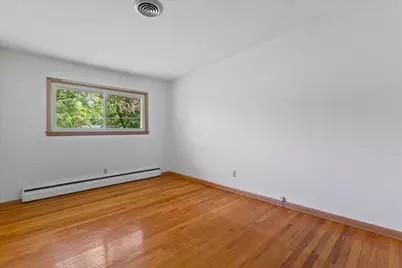 4420 N 110th St, Wauwatosa, WI 53225 - Photo 21
