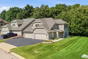 958 Autumn Ridge Ln, Hartford, WI 53027 - Photo 25