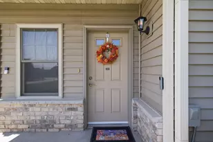 958 Autumn Ridge Ln, Hartford, WI 53027 - Photo 21