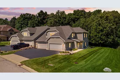 958  Autumn Ridge Ln, Hartford, WI 53027 - Photo 1