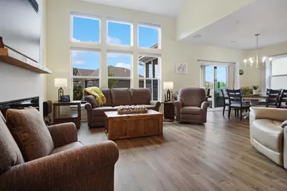 1391  Bluestem Trl, Oconomowoc, WI 53066 - Photo 3
