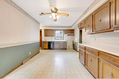 N52W23799  Parkview Dr, Lisbon, WI 53089 - Photo 13