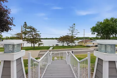 405  Lake Dr, Random Lake, WI 53075 - Photo 71