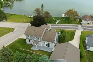 405 Lake Dr, Random Lake, WI 53075 - Photo 53