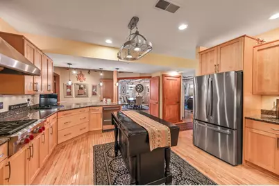 301 E Reservoir Ave #4, Milwaukee, WI 53212 - Photo 17