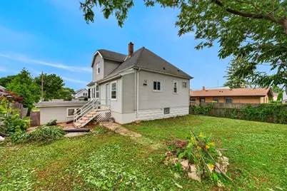 2423  Cleveland Pl, South Milwaukee, WI 53172 - Photo 31