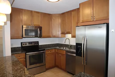 1660 N Prospect Ave #2201, Milwaukee, WI 53202 - Photo 7