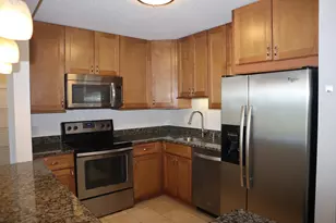 1660 N Prospect Ave, Milwaukee, WI 53202 - Photo 7