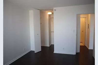 1660 N Prospect Ave #2201, Milwaukee, WI 53202 - Photo 5