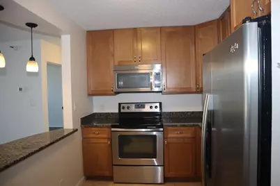 1660 N Prospect Ave #2201, Milwaukee, WI 53202 - Photo 9