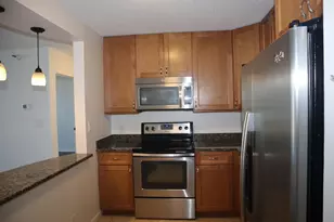 1660 N Prospect Ave, Milwaukee, WI 53202 - Photo 9