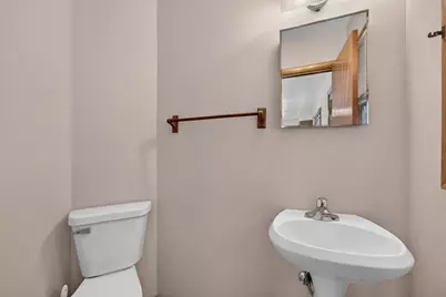 1252 S 40th St, West Milwaukee, WI 53215 - Photo 15