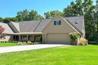 12303 N Golf Dr, Mequon, WI 53092 - Photo 25