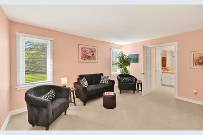 12303 N Golf Dr, Mequon, WI 53092 - Photo 13