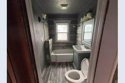 808  17th Ave, Monroe, WI 53566 - Photo 25