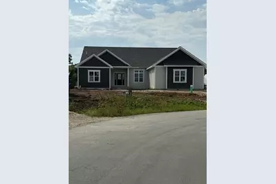 9744 N Migratory Ct, Mequon, WI 53092 - Photo 15