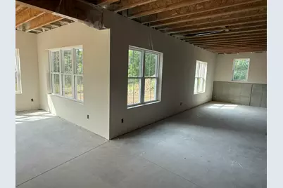 9744 N Migratory Ct, Mequon, WI 53092 - Photo 13