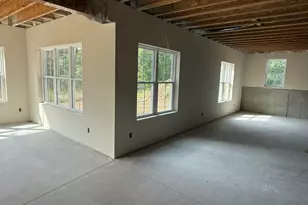 9744 N Migratory Ct, Mequon, WI 53092 - Photo 13