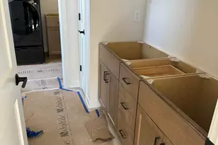 9744 N Migratory Ct, Mequon, WI 53092 - Photo 9