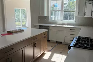 9744 N Migratory Ct, Mequon, WI 53092 - Photo 3