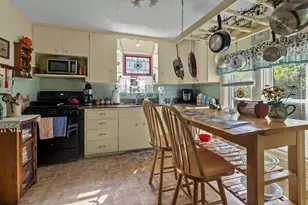 117 N 4th St, Delavan, WI 53115 - Photo 3