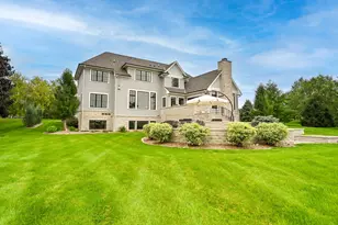 254 Legend Heights Ct, Wales, WI 53183 - Photo 51