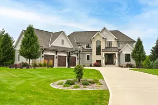 254 Legend Heights Ct, Wales, WI 53183 - Photo 57