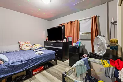 1121 S 46th St, West Milwaukee, WI 53214 - Photo 15