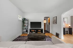 3238 S Griffin Ave, Milwaukee, WI 53207 - Photo 5