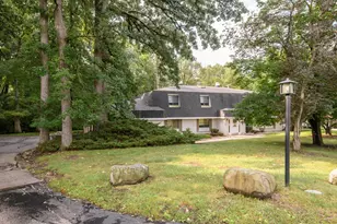 20155 Independence Dr, Brookfield, WI 53045 - Photo 1