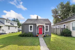 736 23rd St, La Crosse, WI 54601 - Photo 1
