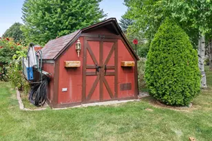 3177 Bellfield Dr, Oshkosh, WI 54904 - Photo 7
