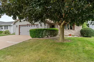 3177 Bellfield Dr, Oshkosh, WI 54904 - Photo 1