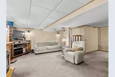 3177  Bellfield Dr, Oshkosh, WI 54904 - Photo 19