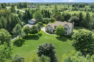 1669 Lake Shore Rd, Grafton, WI 53024 - Photo 7