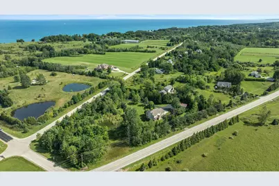 1669  Lake Shore Rd, Grafton, WI 53024 - Photo 65